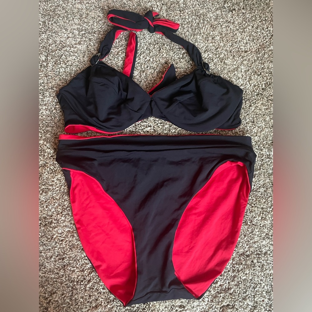 Woman’s Reversible Bikini Sz L please see pics in gently used condition